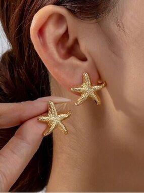 Gold tone Starfish Stud Earrings for Women Beach-Style Jewelry waterproof